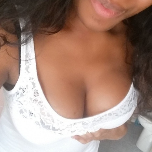 Je suis une noire coquine